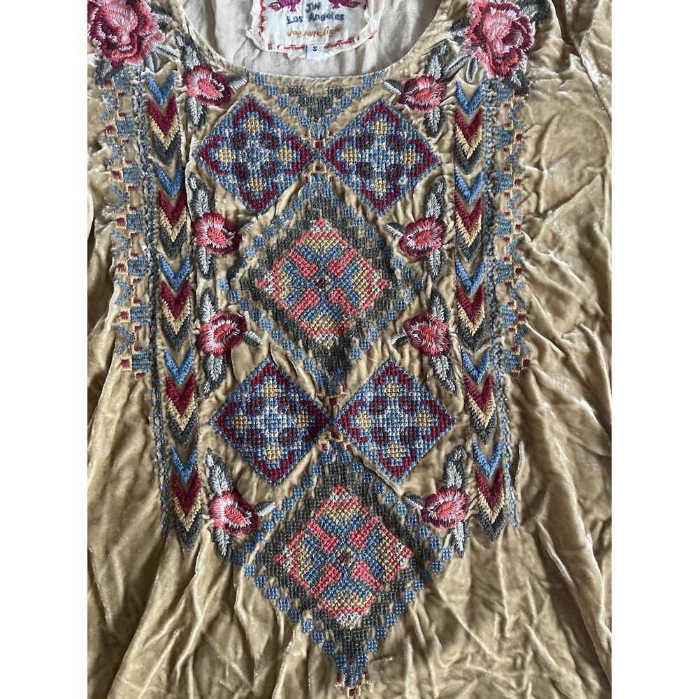 JOHNNY WAS USA Gold Velvet Floral Embroidered V-Neck Tunic Top Boho Small - Picture 2 of 8